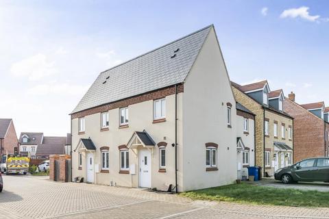 1 bedroom semi-detached house for sale, Bicester,  Oxfordshire,  OX26