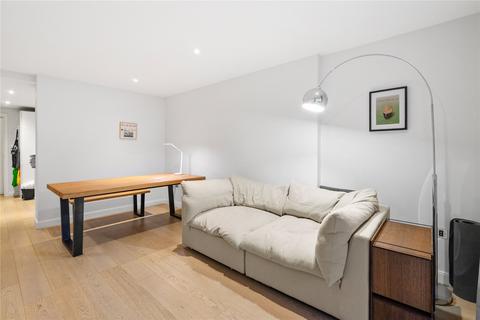 2 bedroom apartment to rent, Cooper Building, N1