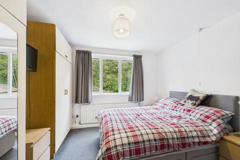 2 bedroom apartment for sale, Baildon Wood Court, Baildon