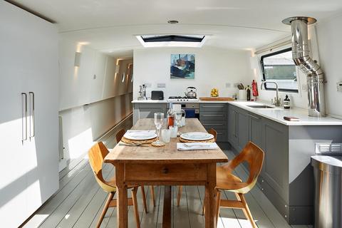 2 bedroom houseboat for sale, Cadogan Pier, Chelsea, SW3