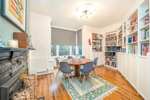 3 bedroom terraced house for sale, Wellington Gardens, London SE7