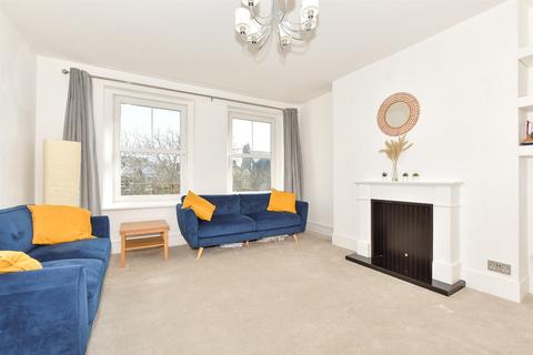 3 bedroom apartment for sale, Earls Avenue, Folkestone, Kent