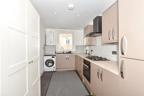 3 bedroom apartment for sale, Earls Avenue, Folkestone, Kent