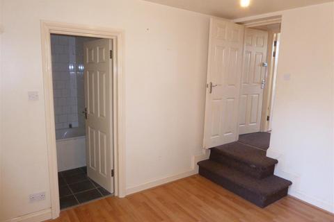 1 bedroom flat to rent, Hardres Street, Ramsgate CT11