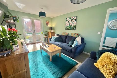 3 bedroom detached house for sale, Orbit Gardens, Selsey