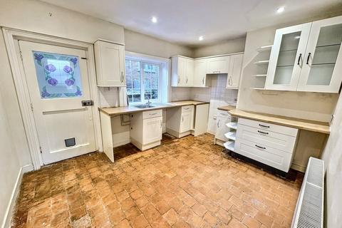 3 bedroom end of terrace house for sale, Bere Regis