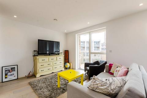 3 bedroom flat for sale, The Bevenden, New North Road, Hoxton, London, N1