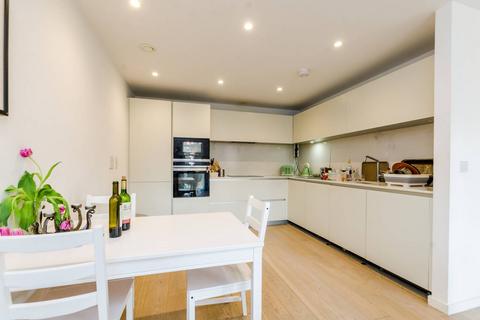 3 bedroom flat for sale, The Bevenden, New North Road, Hoxton, London, N1