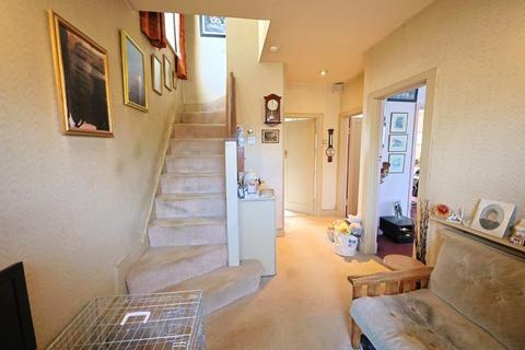 3 bedroom detached house for sale, Highview Avenue, Edgware, Middlesex, HA8