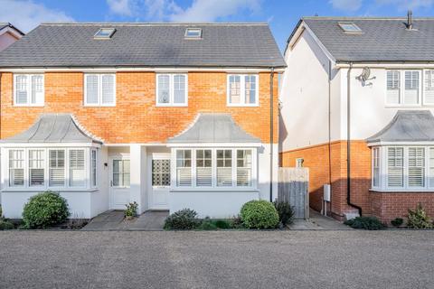 3 bedroom townhouse for sale, St.Giles, Ewell Village