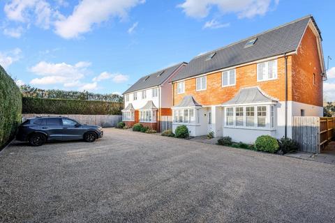 undefined, St.Giles, Ewell Village