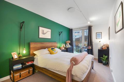 20 Atkins Square, London, E8 1FA