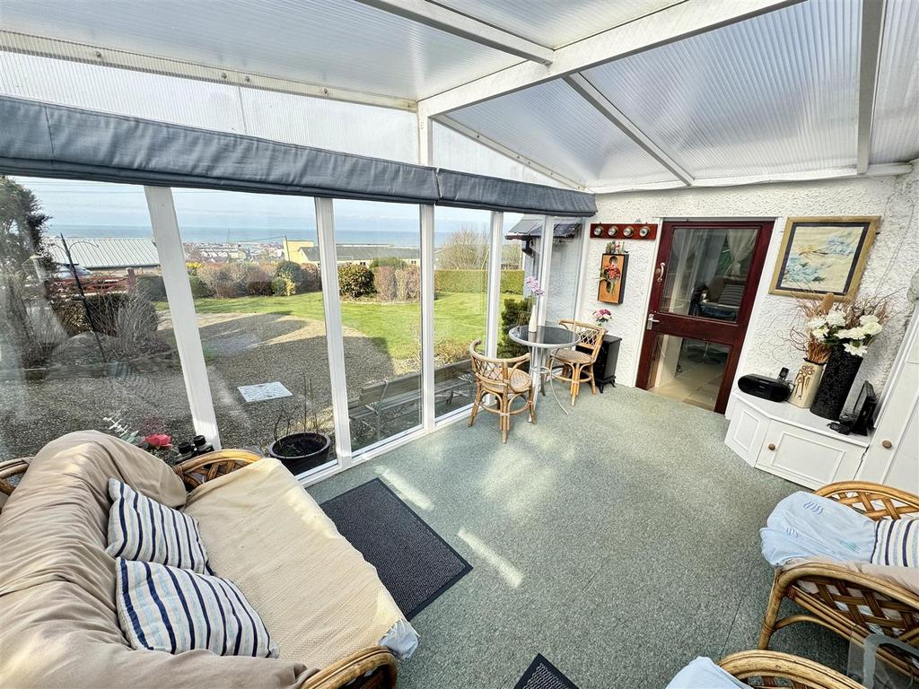 Rear entrance door to conservatory