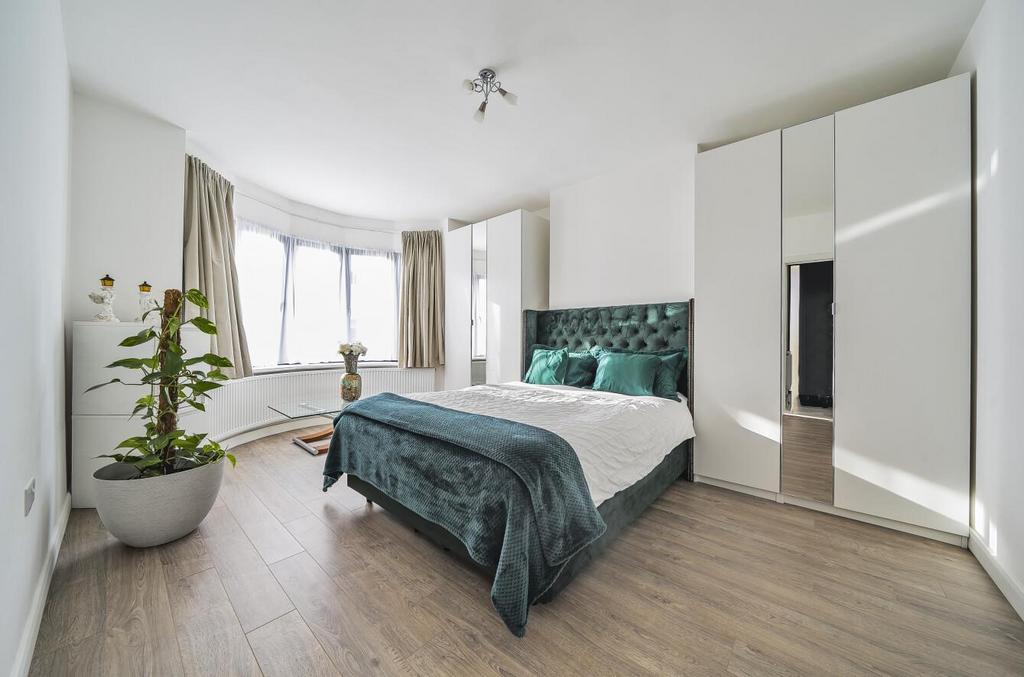 Davidson Frost-Wellings, DFW, Grasmere Gardens, Be