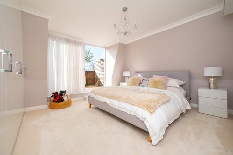 3 bedroom flat for sale, London Road, St. Albans, Hertfordshire