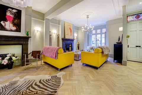 4 bedroom house for sale, Lisburne Road, Hampstead, NW3