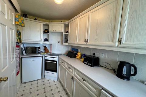 2 bedroom apartment to rent, Green Howards Drive, Scarborough