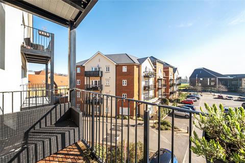 2 bedroom flat for sale, Bell Farm Way, Hersham, Walton-on-Thames, KT12