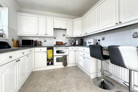 3 bedroom maisonette for sale, Saltdean Vale, Saltdean, BN2 8HF