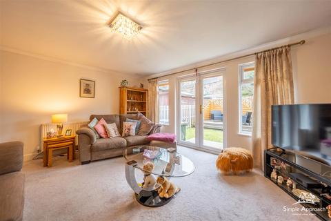 3 bedroom semi-detached house for sale, Cavendish Avenue, Perth