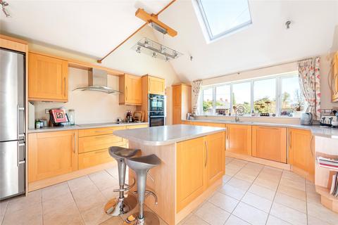 5 bedroom detached house for sale, High Street, Kingston Blount, Chinnor, Oxfordshire, OX39