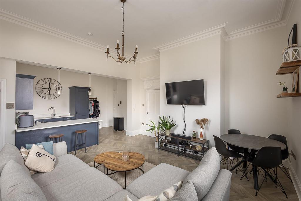 Open Plan Reception