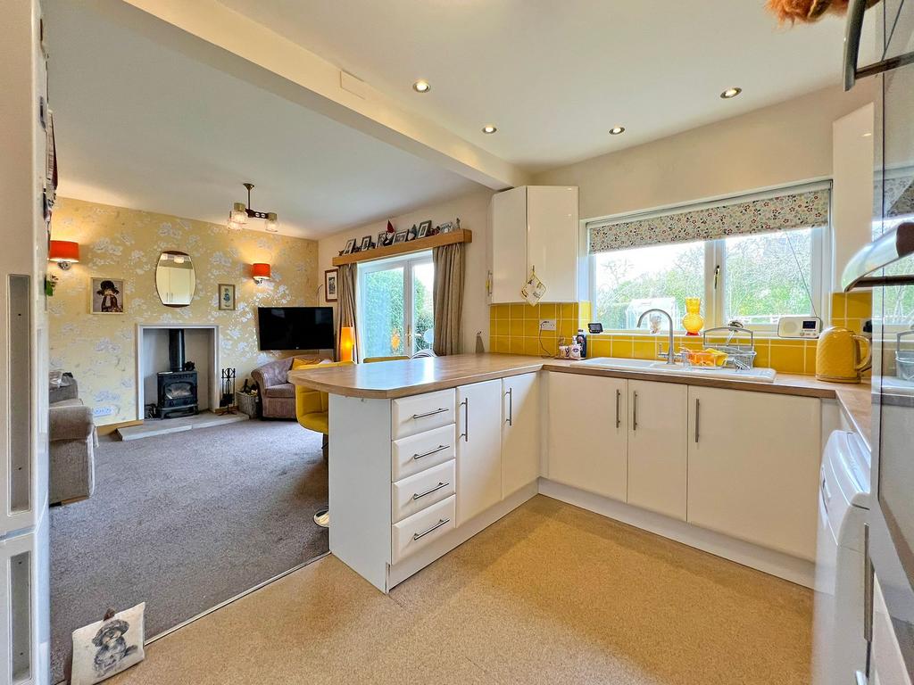 Kitchen/Sitting Room