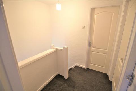 3 bedroom terraced house to rent, Bradwen Close, Manchester M34