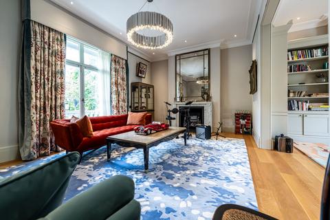undefined, Hyde Park Gate, SW7