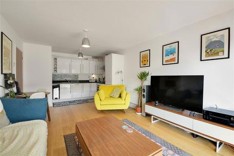 1 bedroom flat to rent, Ealing Road, Brentford, TW8