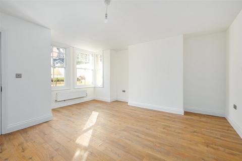 3 bedroom maisonette for sale, Springfield Road, St. Leonards-On-Sea