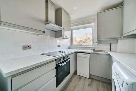 2 bedroom apartment for sale, Carshalton Lodge, 89 Oatlands Drive, Weybridge