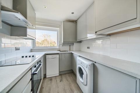 2 bedroom apartment for sale, Carshalton Lodge, 89 Oatlands Drive, Weybridge