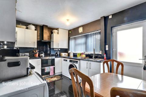 3 bedroom end of terrace house for sale, Sancton Green, Stoke-On-Trent ST6 4DE