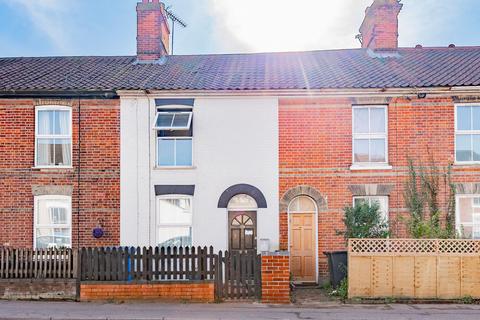 2 bedroom terraced house for sale, Magpie Road, Norwich