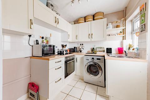 2 bedroom terraced house for sale, Magpie Road, Norwich