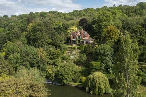 5 bedroom detached house for sale, Gibraltar Lane, Cookham, Maidenhead, Berkshire, SL6