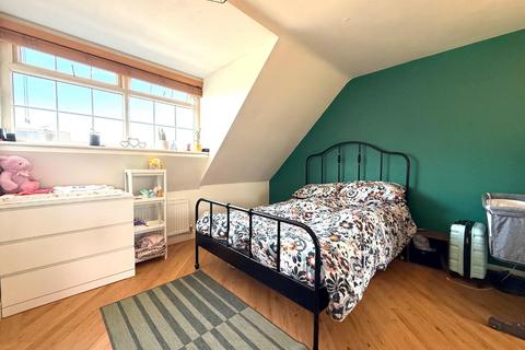 4 Great Stubbing, Wombwell, Barnsley, S73 8FD