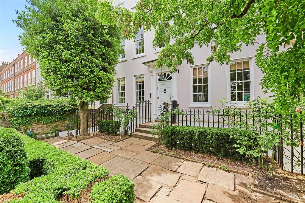 Front Courtyard