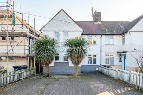 3 bedroom semi-detached house for sale, Summers Lane, North Finchley