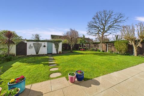 5 Greenhayes, Broadstone, BH18 8LZ
