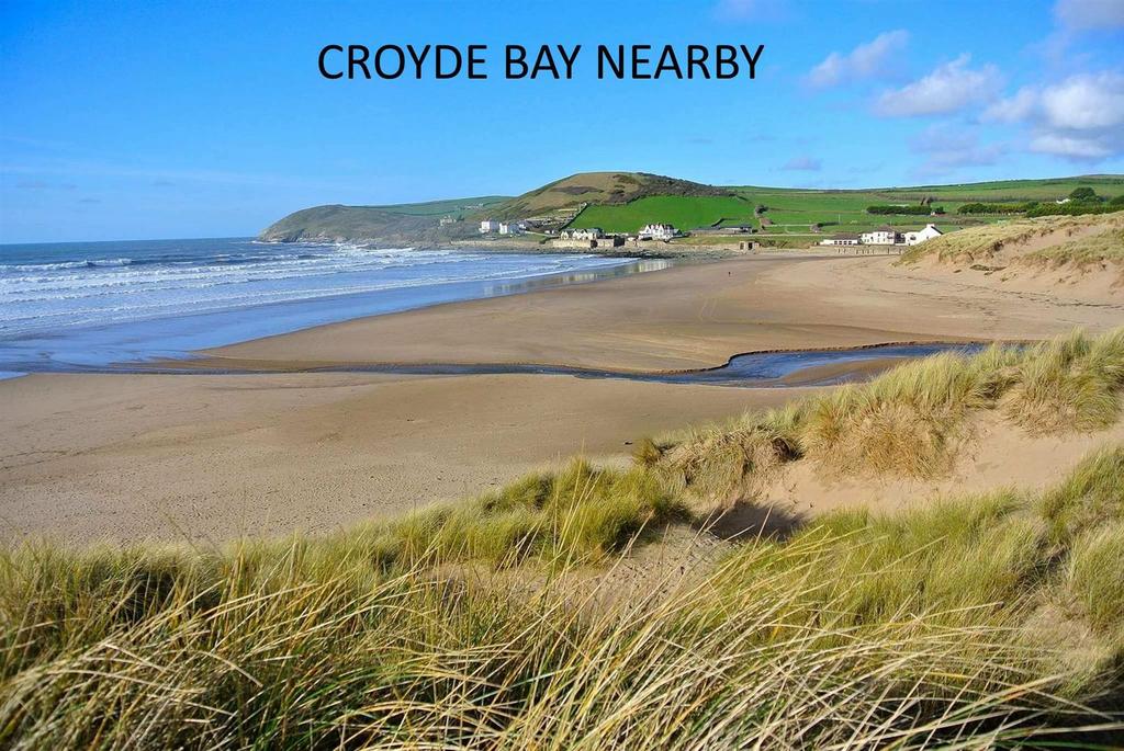 Croyde Beach 2.jpg