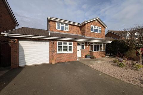 4 bedroom detached house for sale, Raven Close, Sandbach