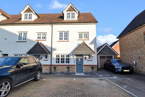 4 bedroom end of terrace house for sale, Conveyor Drive, Rochester ME2