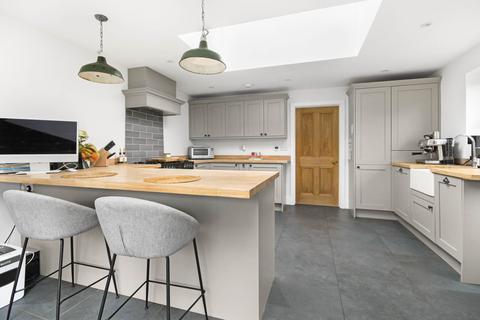 15 Barkham Road, Wokingham, RG41 2XR