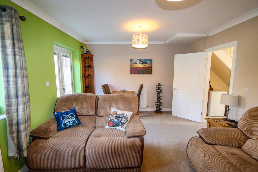 Living/dining room