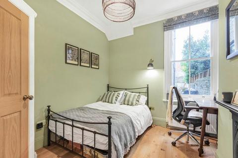 2 bedroom apartment for sale, Morna Road, London, SE5