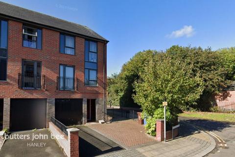 4 bedroom end of terrace house for sale, Greydawn Road, Stoke-On-Trent ST1 3TE