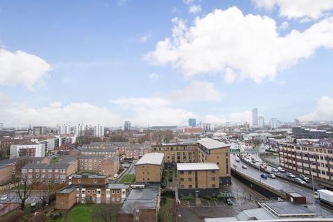 1 bedroom flat to rent, Jefferson Plaza, Bromley-by-bow, London, E3