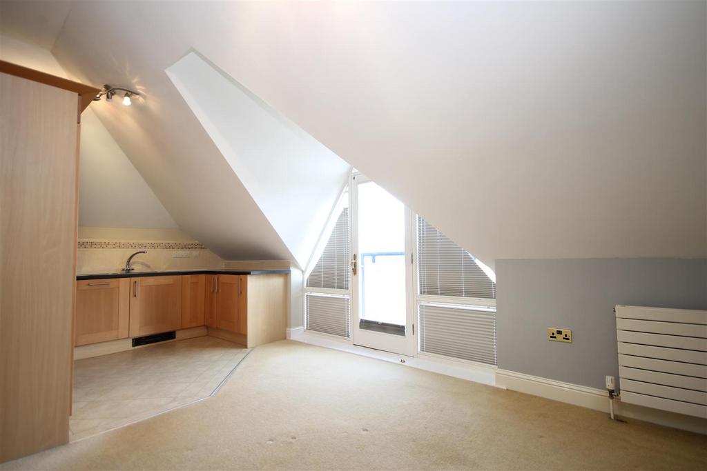 Kitchen/Lounge